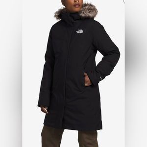 The North Face Women's Arctic Parka size xl color black NWOT